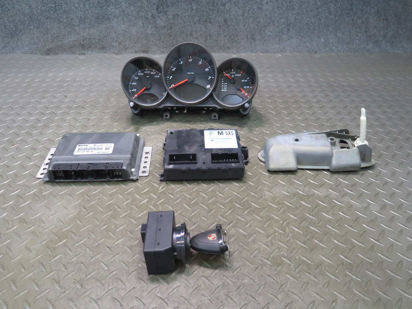 2005 Porsche Boxster 987 2.7L AT RWD Engine ECU ECM Speedo Ignition Lock KEY Set