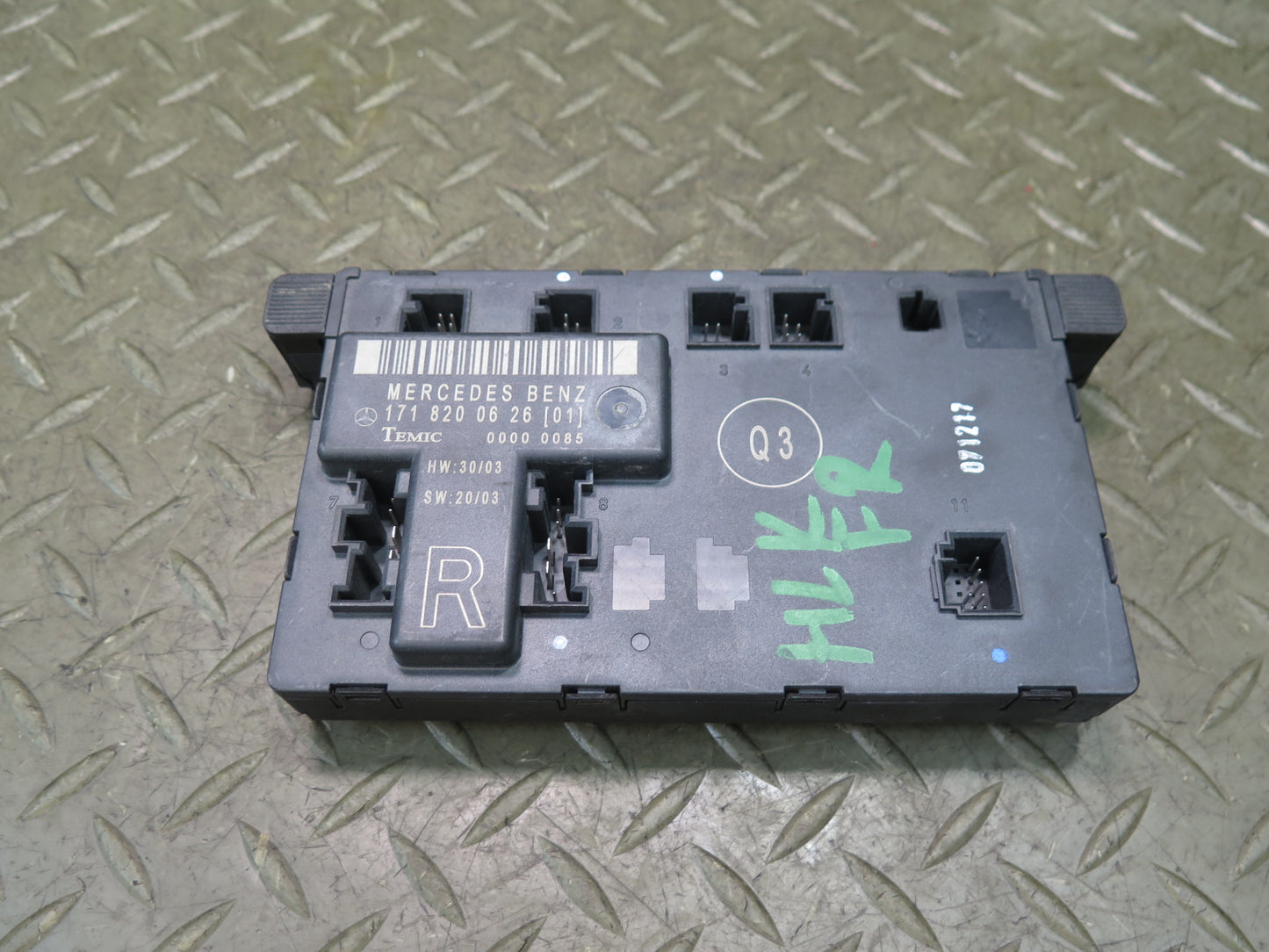05-11 Mercedes R171 Slk-class Right Door Control Module 1718200626 OEM