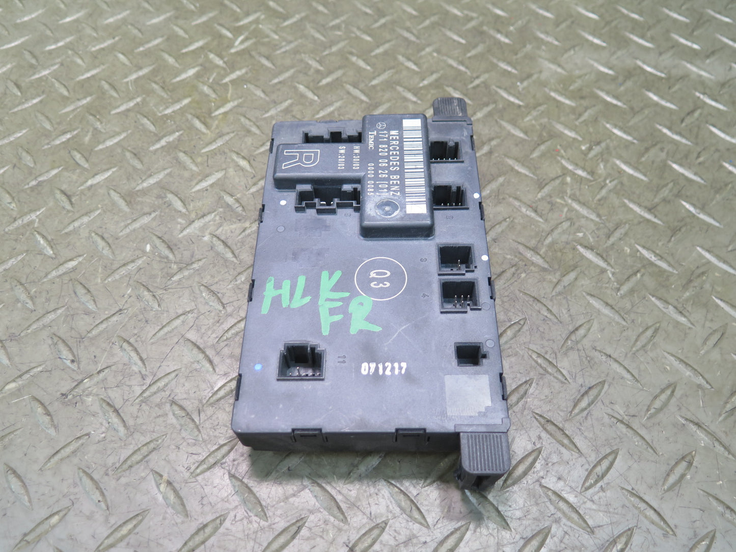 05-11 Mercedes R171 Slk-class Right Door Control Module 1718200626 OEM
