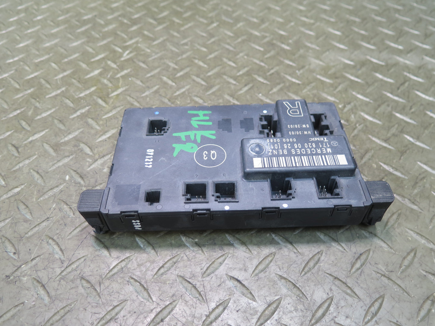 05-11 Mercedes R171 Slk-class Right Door Control Module 1718200626 OEM