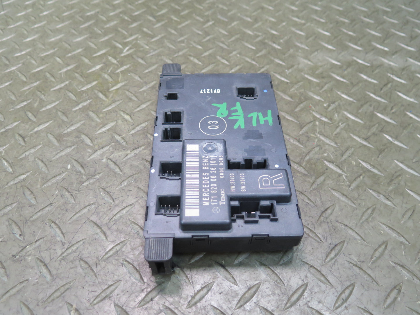 05-11 Mercedes R171 Slk-class Right Door Control Module 1718200626 OEM