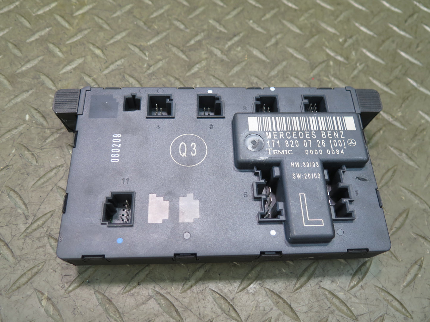 05-11 Mercedes R171 Slk-class Left Door Control Module 1718200726 OEM