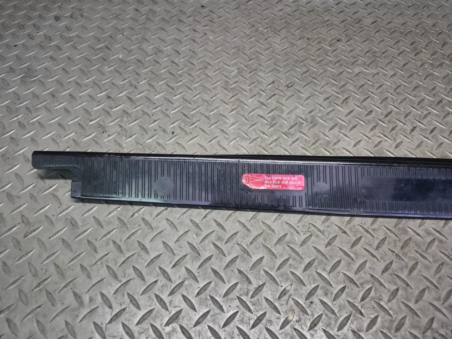 86-91 Mercedes W126 560SEL Rear Trunk Scuff Plate Trim Panel 1266981189 OEM