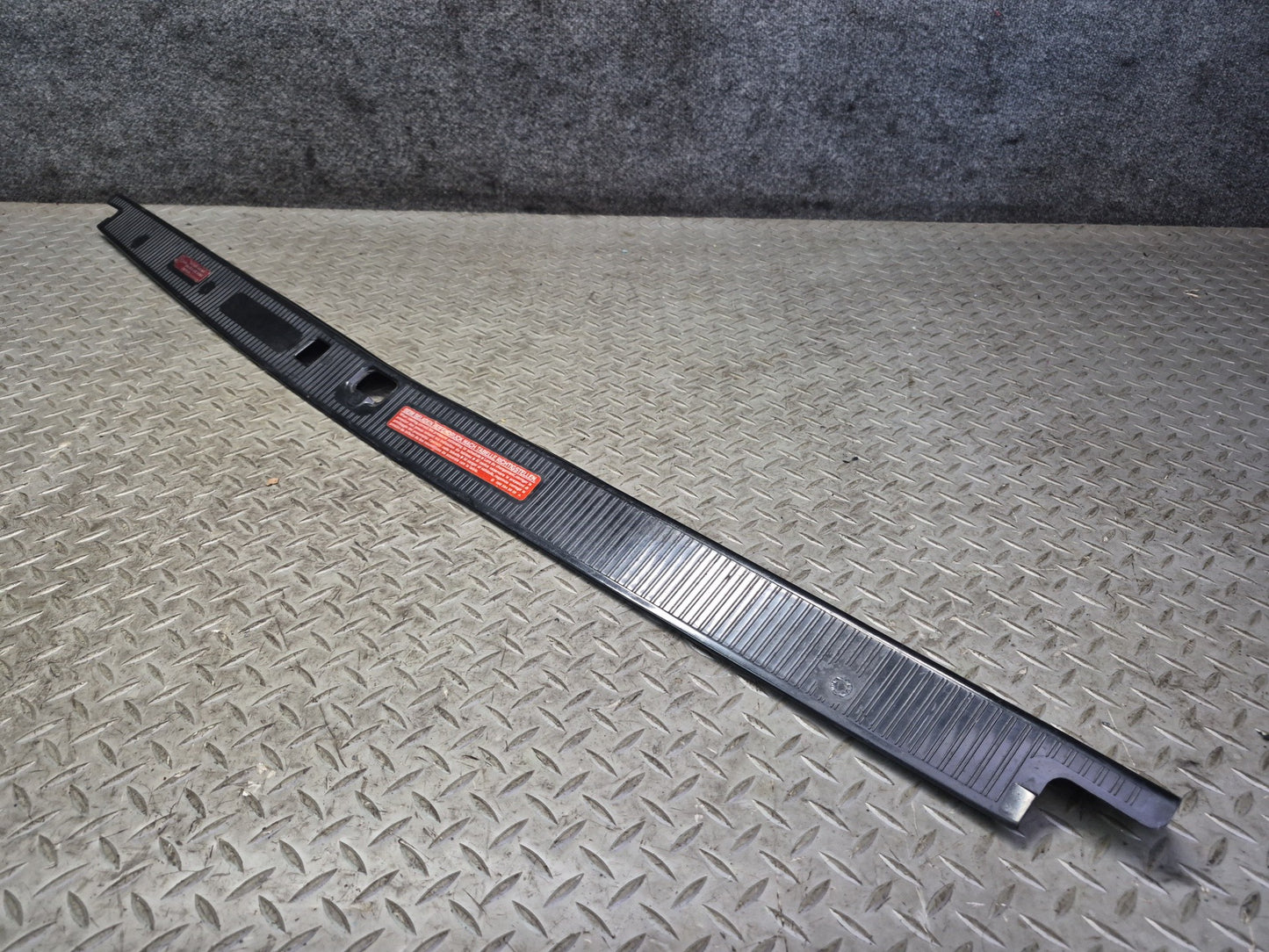86-91 Mercedes W126 560SEL Rear Trunk Scuff Plate Trim Panel 1266981189 OEM