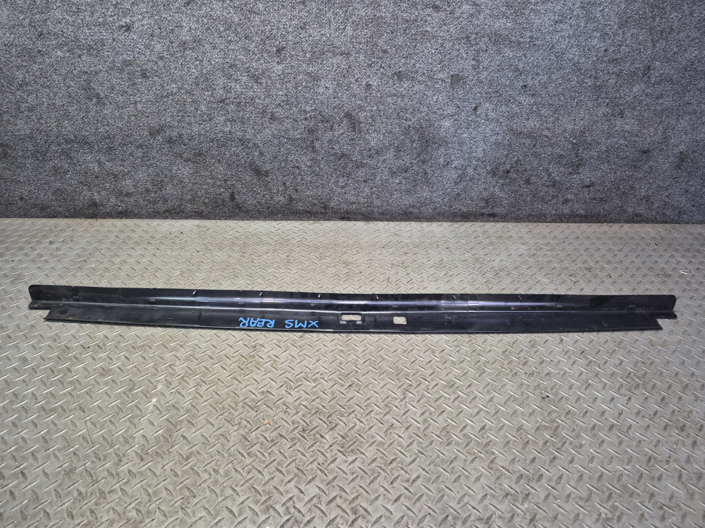 86-91 Mercedes W126 560SEL Rear Trunk Scuff Plate Trim Panel 1266981189 OEM