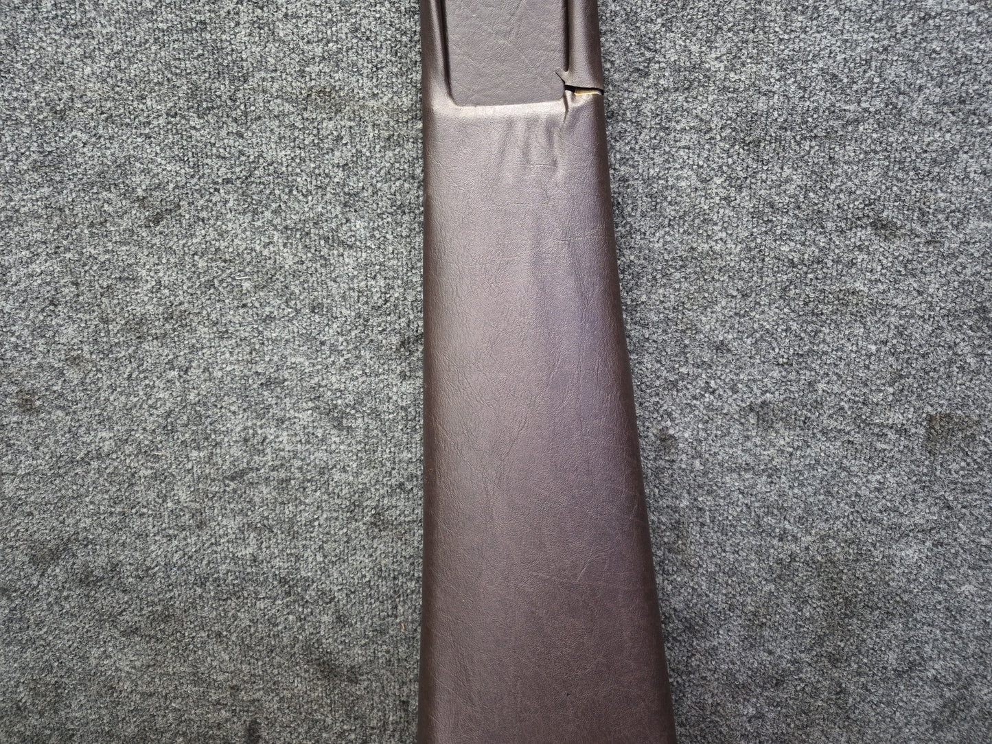 86-91 Mercedes W126 560SEL Set of 2 Center B Pillar Lower Trim Panel Damaged