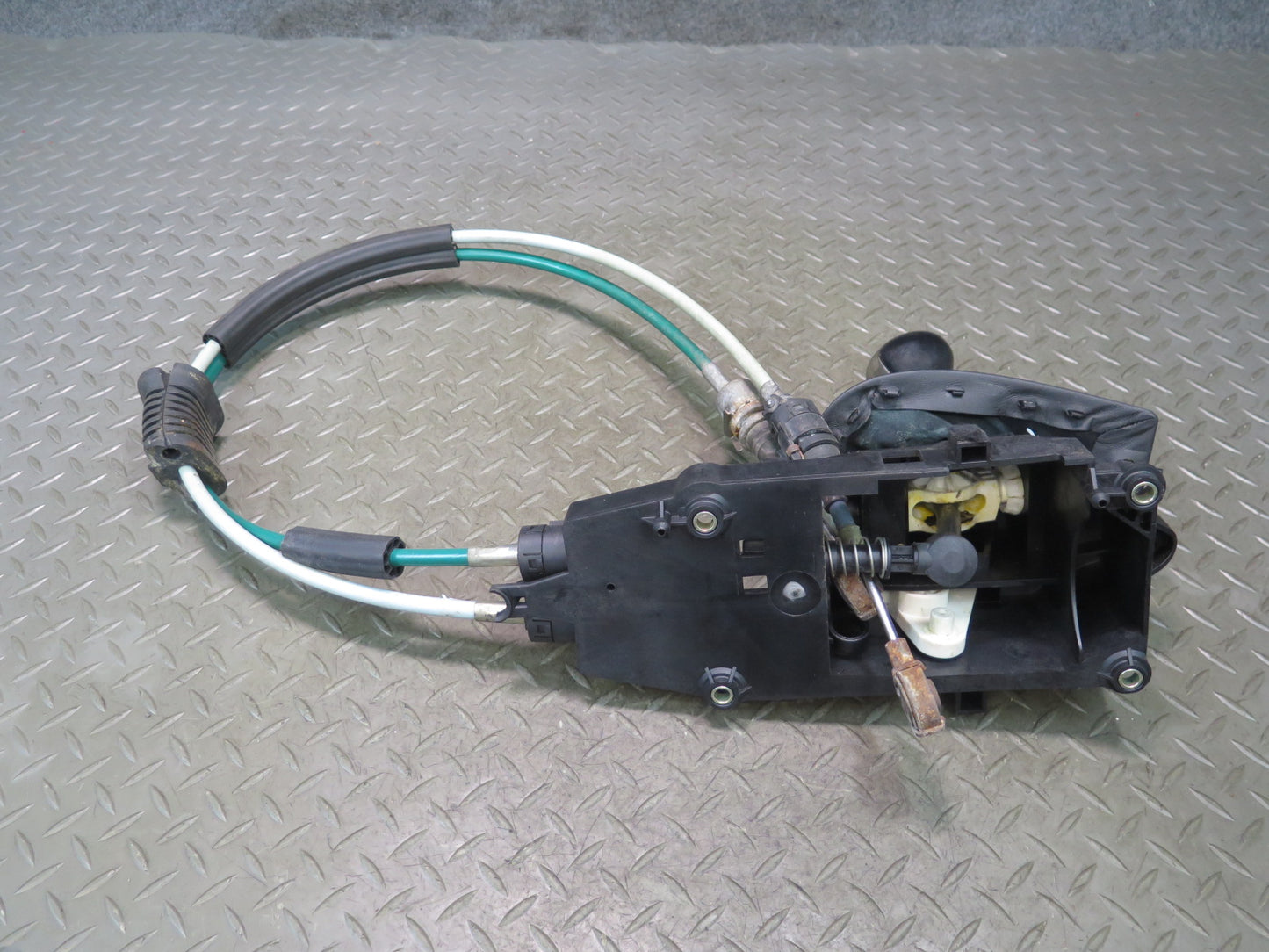 2002 Porsche 911 996 6-SPEED M/T Manual Transmission Shifter Cable Assembly