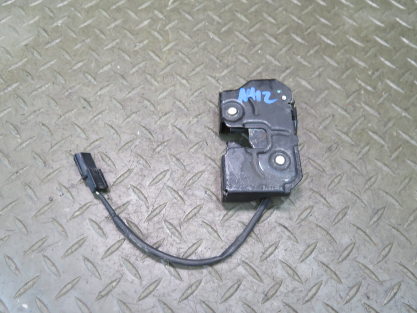 09-20 Nissan Z34 370Z Left & Right Hood Lock Latch w Release Cable Set Assy OEM