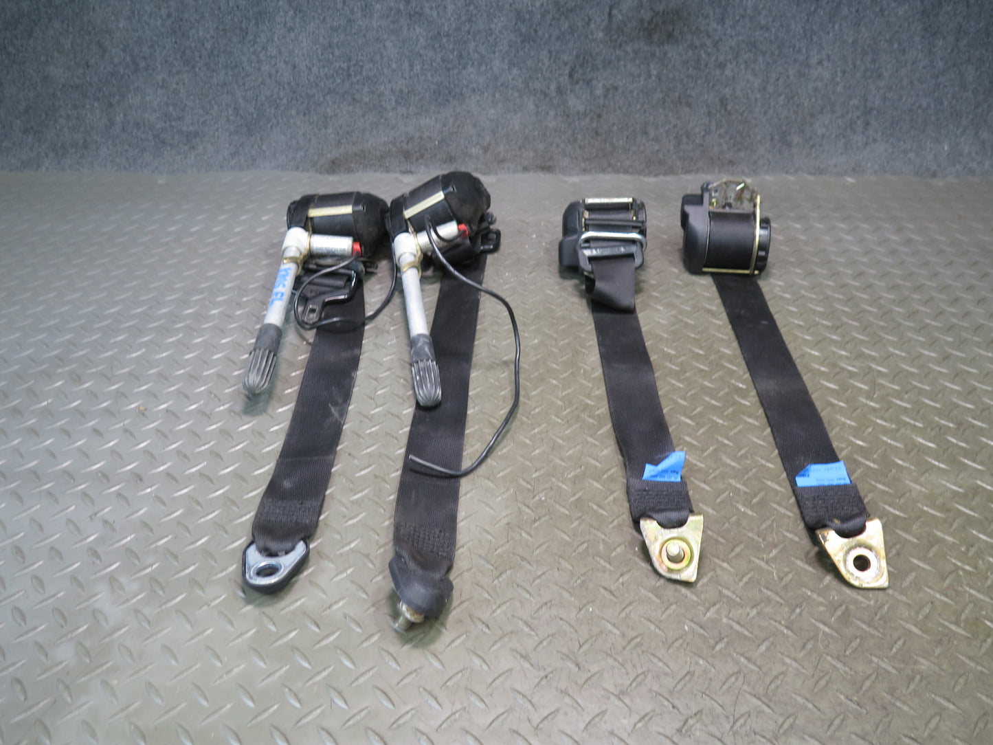86-91 MERCEDES W126 FRONT & REAR LEFT RIGHT SIDE SEATBELT RETRACTOR SET OEM