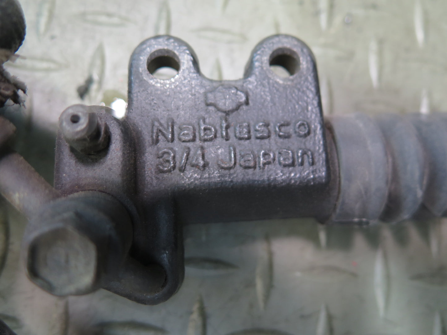 05-06 Nissan Z33 350Z Convert M/T Clutch Brake Gas Pedal Master Cylinder Set OEM