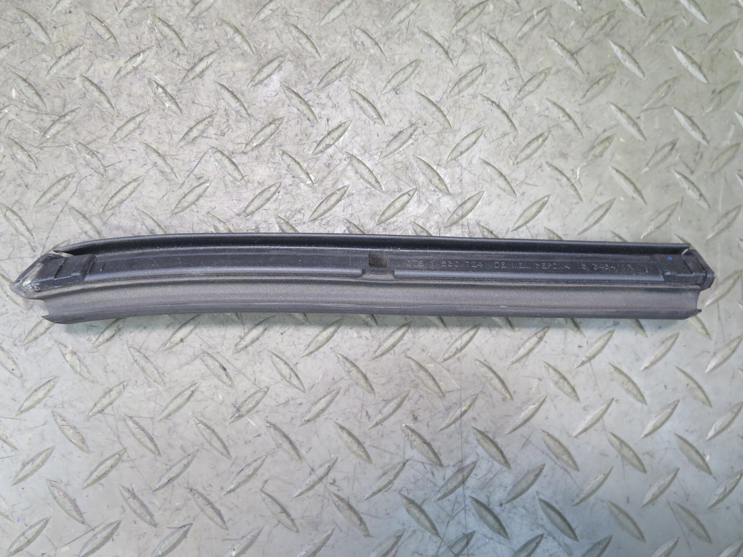 10-19 Nissan Z34 370Z Convertible TOP Roof Weatherstrip Rubber Seal Set Damaged