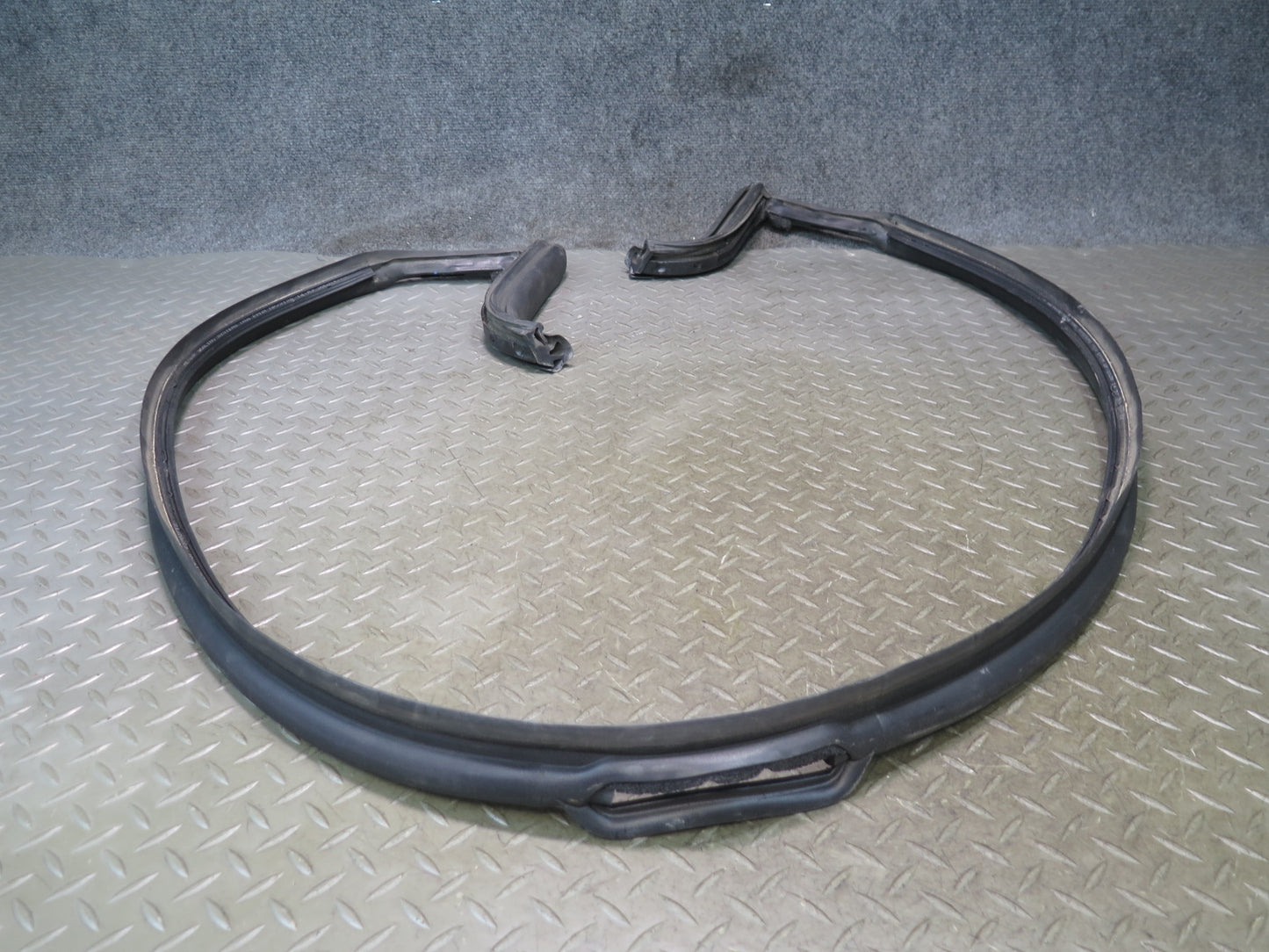 10-19 Nissan Z34 370Z Convertible TOP Roof Weatherstrip Rubber Seal Set Damaged