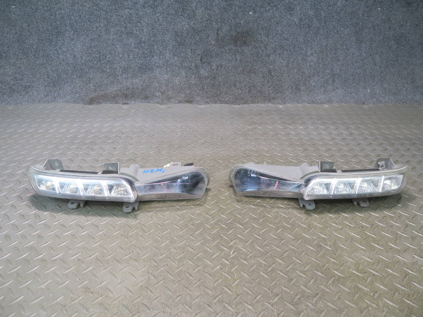 13-20 Nissan Z34 370Z Front Left & Right Daytime Running Light Lamp Set OEM