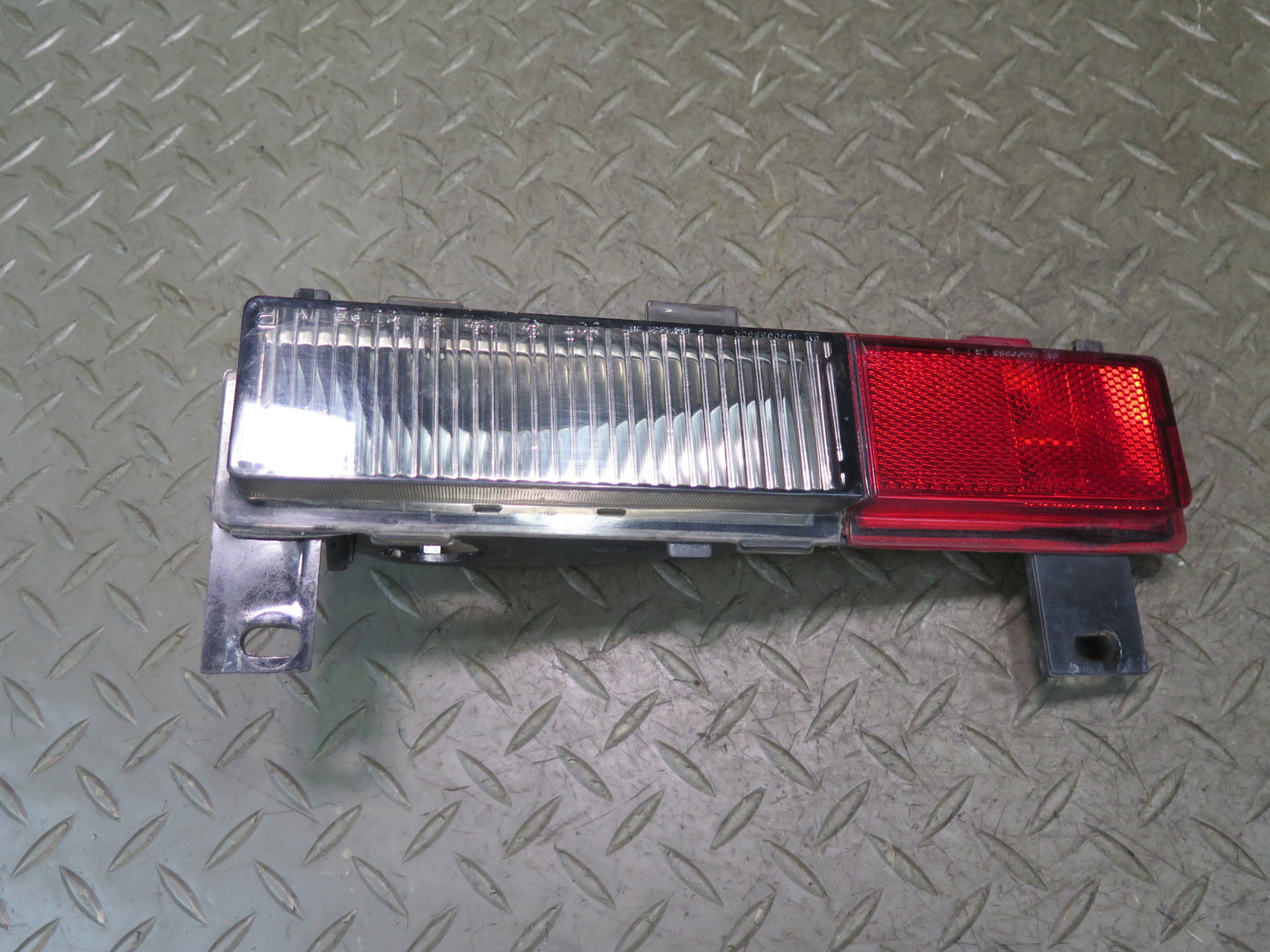 91-96 Chevrolet Corvette C4 Rear Left & Right Side Marker Light Lamp Set OEM