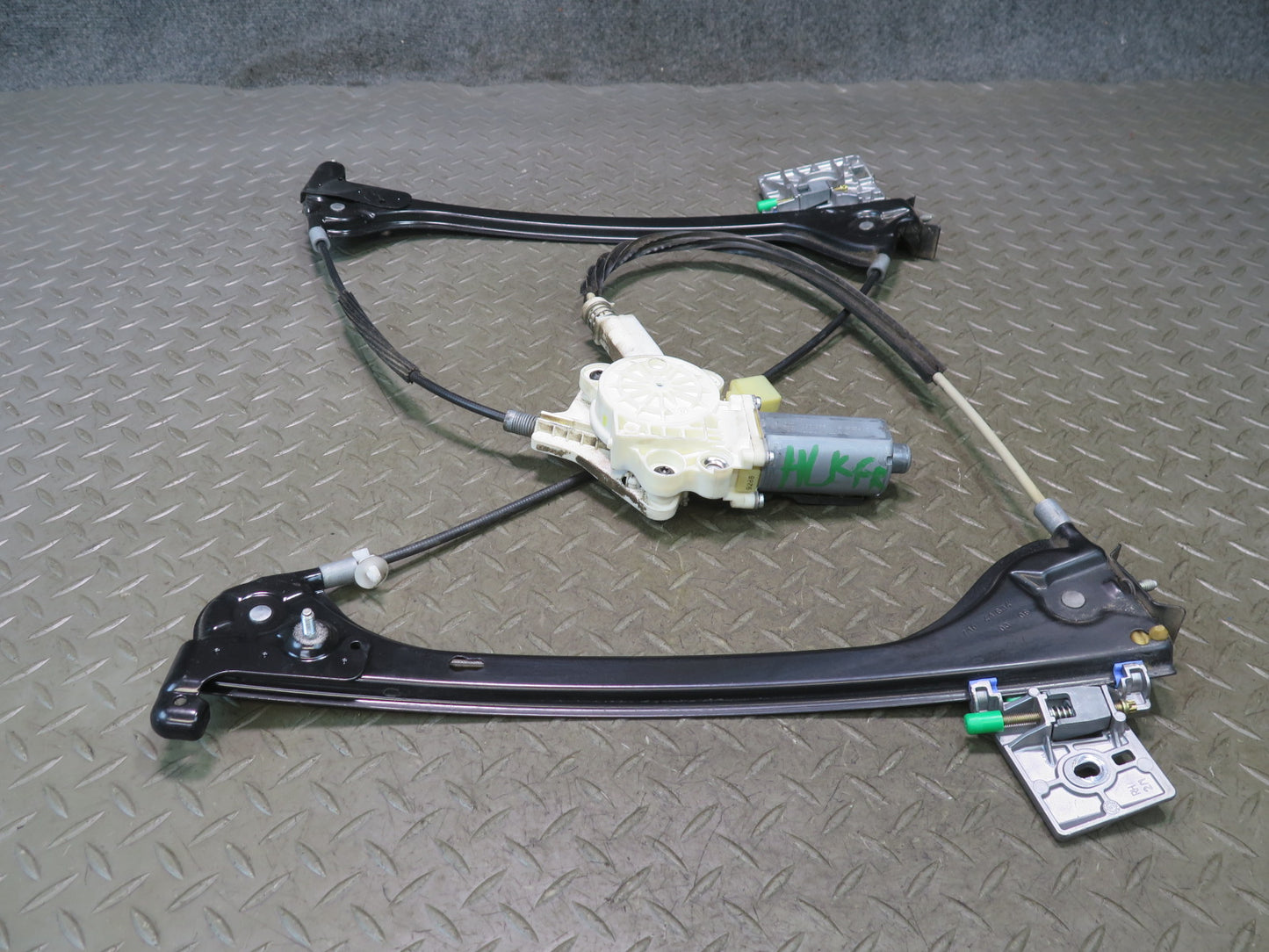 05-11 Mercedes R171 Slk-class Right Window Regulator w Motor OEM