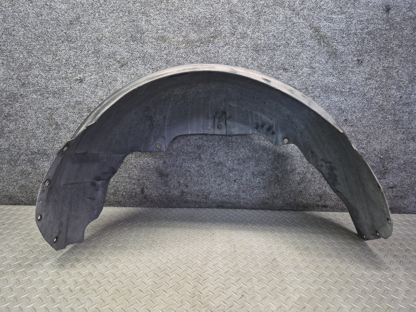 84-96 Chevrolet Corvette C4 Rear Right Fender Liner Splash Shield Guard OEM