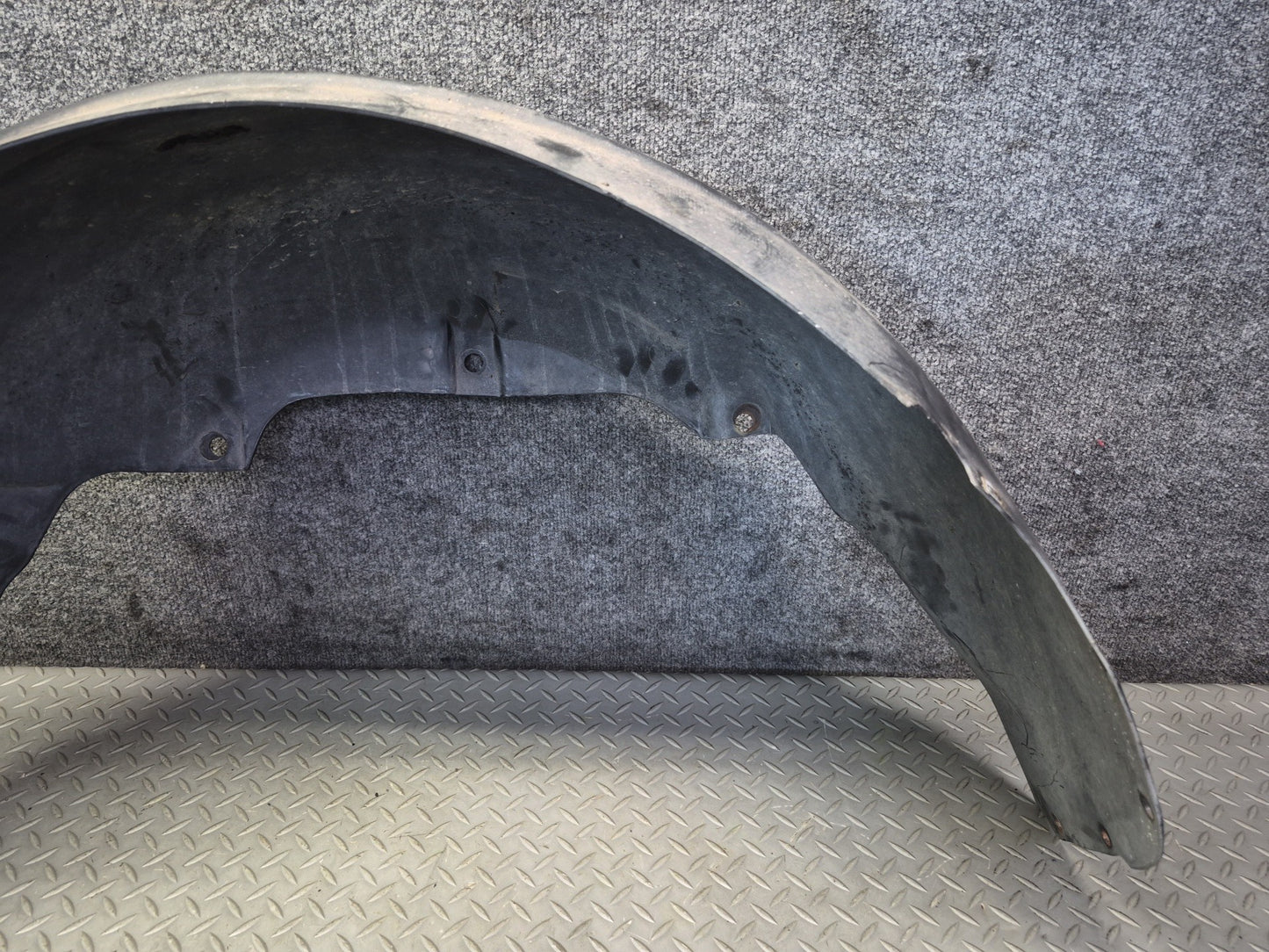 84-96 Chevrolet Corvette C4 Rear Right Fender Liner Splash Shield Guard OEM