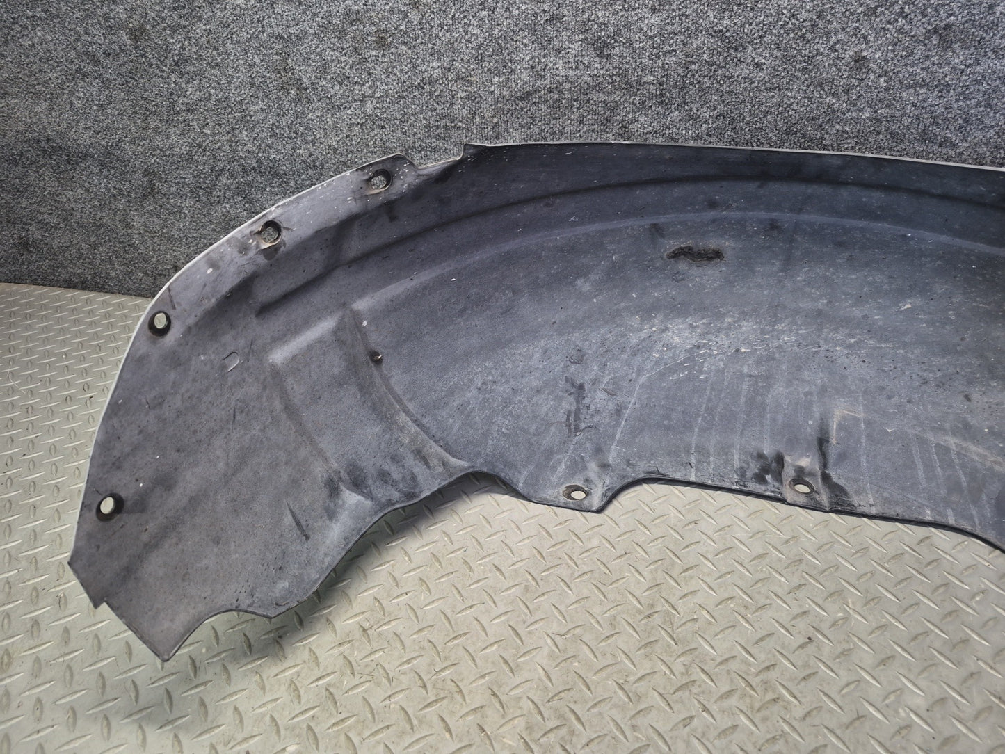 84-96 Chevrolet Corvette C4 Rear Right Fender Liner Splash Shield Guard OEM