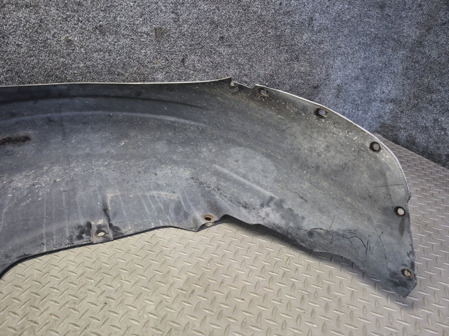 84-96 Chevrolet Corvette C4 Rear Right Fender Liner Splash Shield Guard OEM