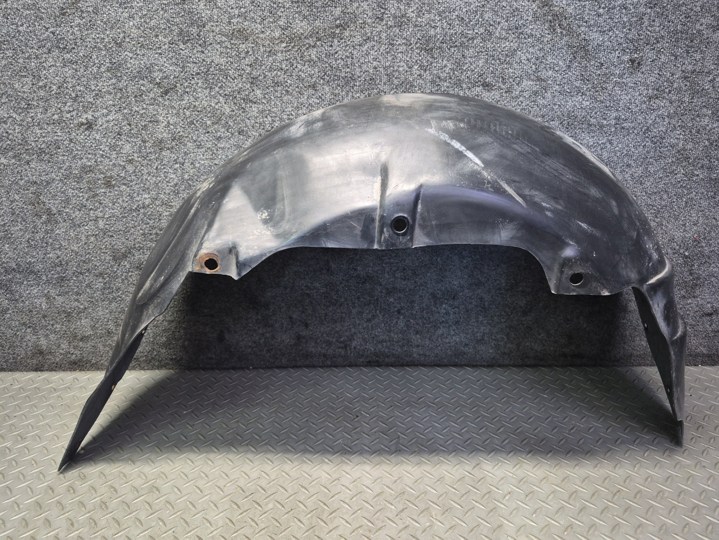 84-96 Chevrolet Corvette C4 Rear Right Fender Liner Splash Shield Guard OEM