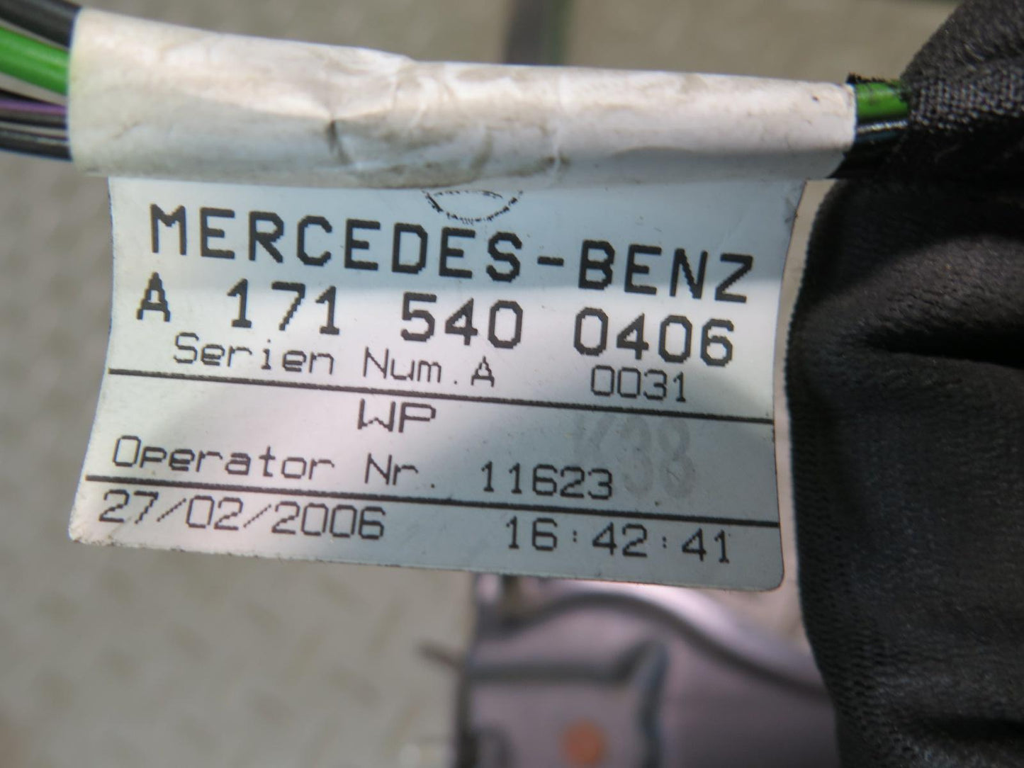 05-11 Mercedes R171 Slk-class Left Window Regulator w Motor OEM