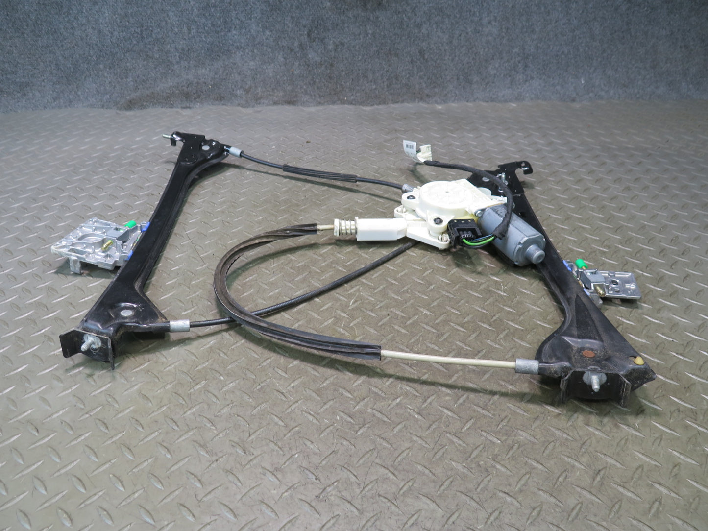 05-11 Mercedes R171 Slk-class Left Window Regulator w Motor OEM