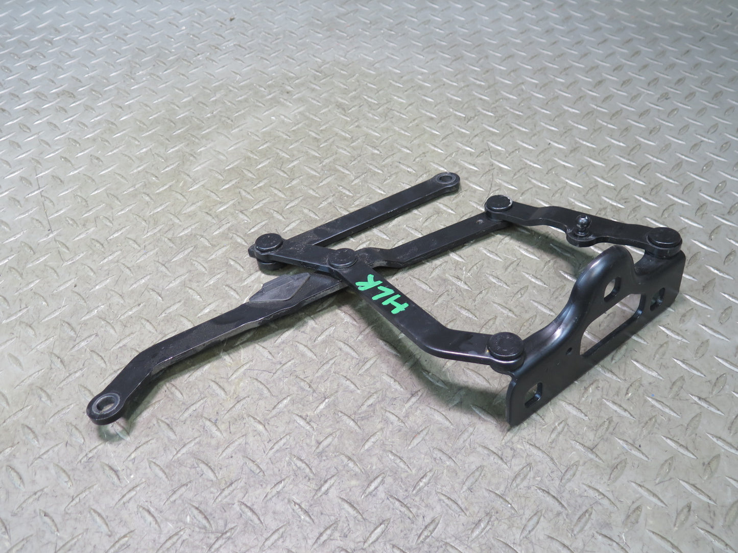 05-11 Mercedes R171 Slk-class Set of 2 Rear Left & Right Trunk Lid Hinge OEM