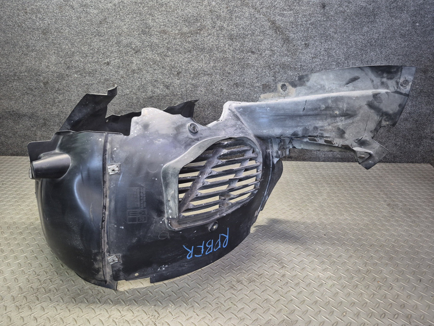 2005-2008 Porsche Boxster 987 Front Right Side Fender Liner Splash Shield