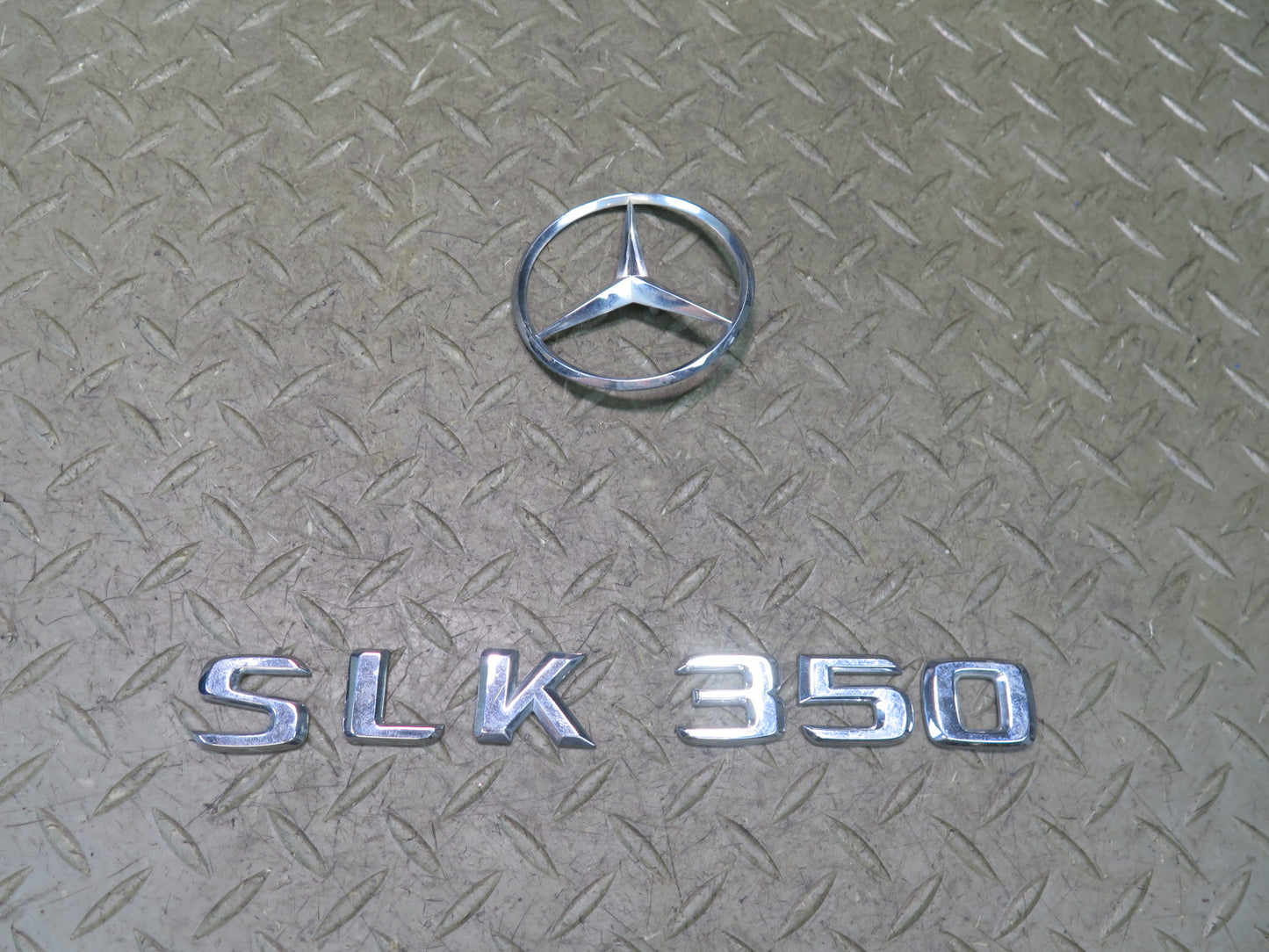 05-11 Mercedes R171 SLK350 Reartrunk Lid Emblem Logo Badge Symbol Set OEM