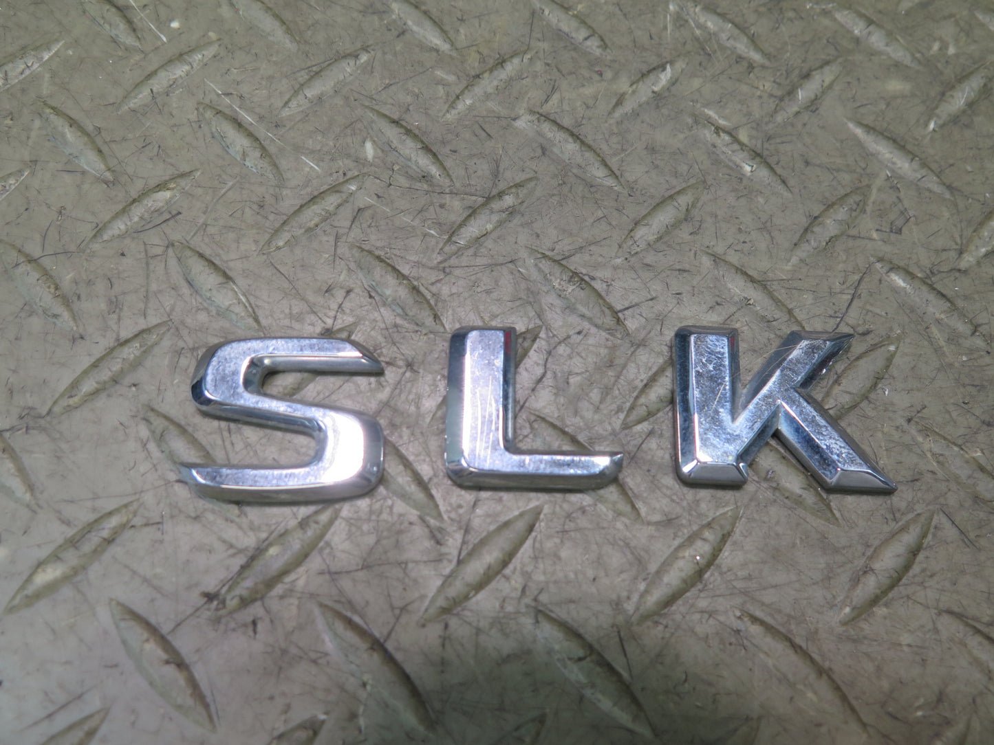 05-11 Mercedes R171 SLK350 Reartrunk Lid Emblem Logo Badge Symbol Set OEM