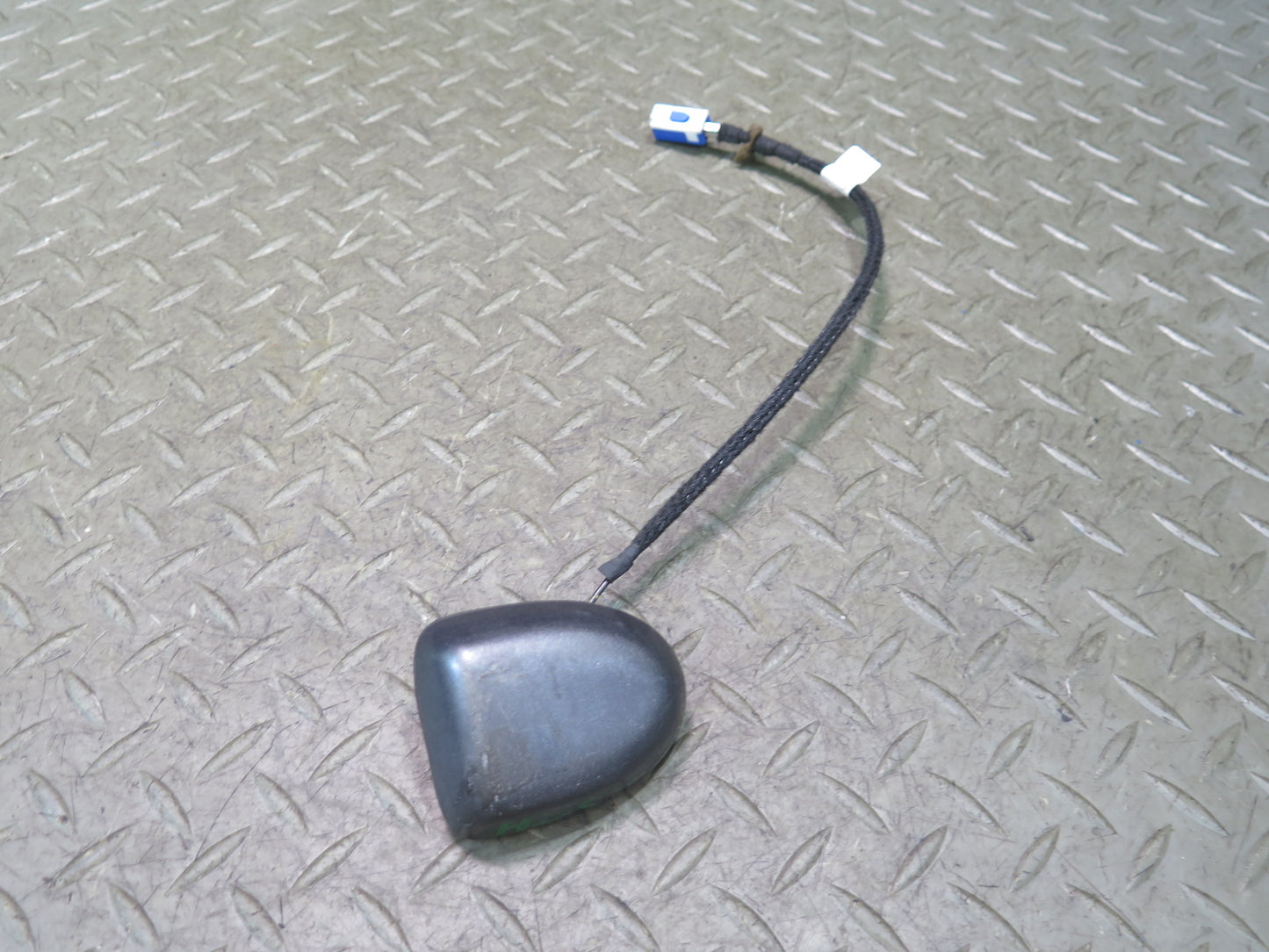 05-11 Mercedes R171 Slk-class GPS Navigation Satellite Antenna OEM