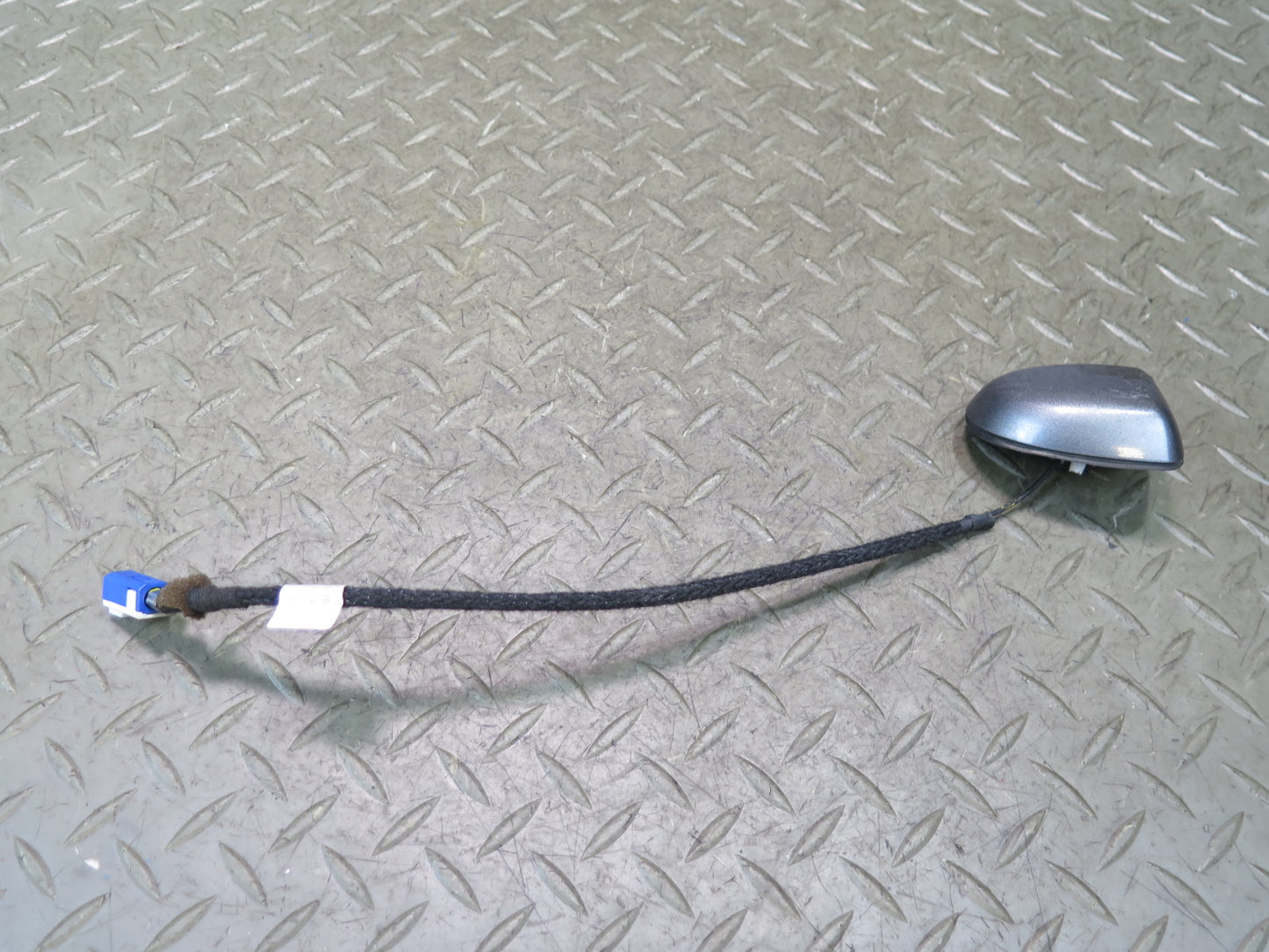 05-11 Mercedes R171 Slk-class GPS Navigation Satellite Antenna OEM