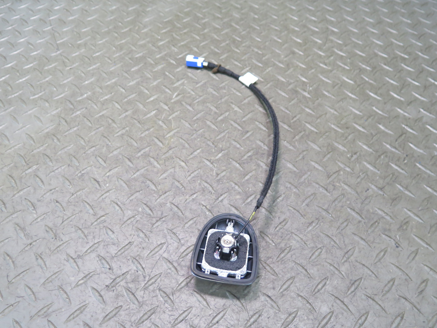 05-11 Mercedes R171 Slk-class GPS Navigation Satellite Antenna OEM