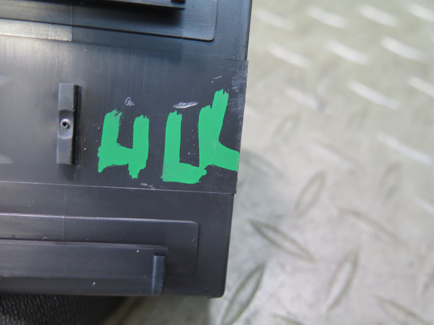 05-11 Mercedes R171 Slk-class Anti Theft Alarm Module 2118209126 OEM