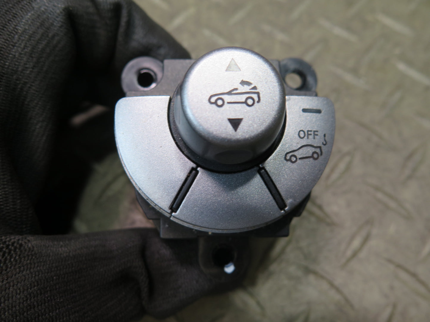 05-11 Mercedes R171 Slk-class Convetible TOP Roof Control Switch 1718205010 OEM
