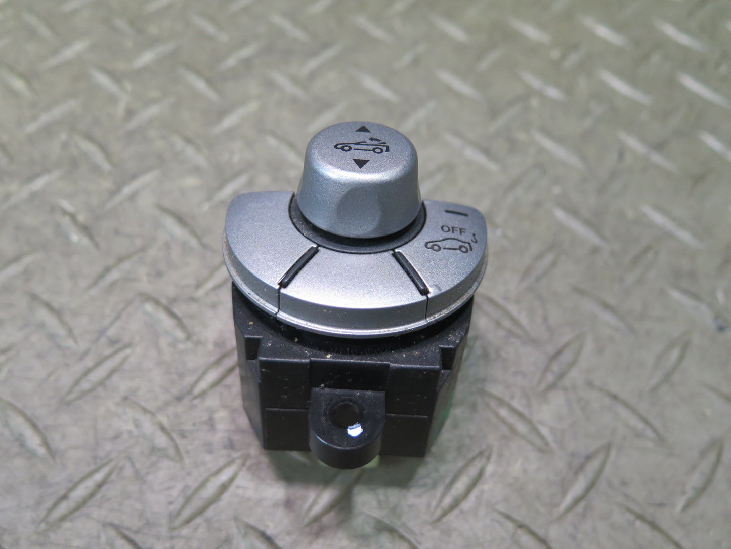 05-11 Mercedes R171 Slk-class Convetible TOP Roof Control Switch 1718205010 OEM