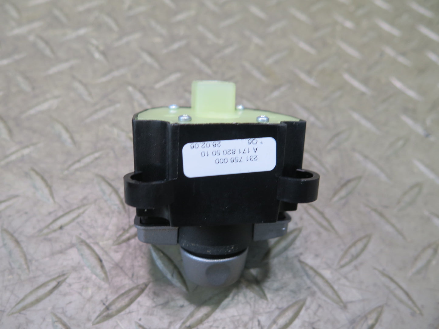 05-11 Mercedes R171 Slk-class Convetible TOP Roof Control Switch 1718205010 OEM