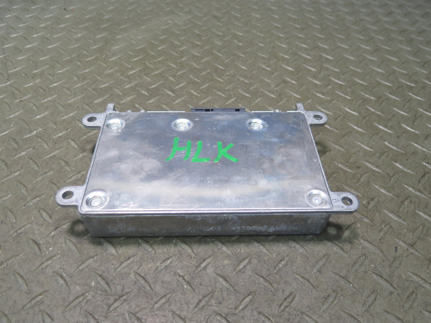 05-11 Mercedes R171 Slk-class Voice Communication Control Module 2218708726 OEM