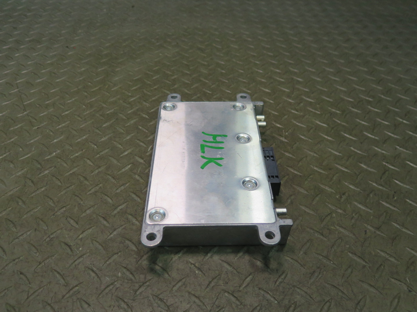 05-11 Mercedes R171 Slk-class Voice Communication Control Module 2218708726 OEM