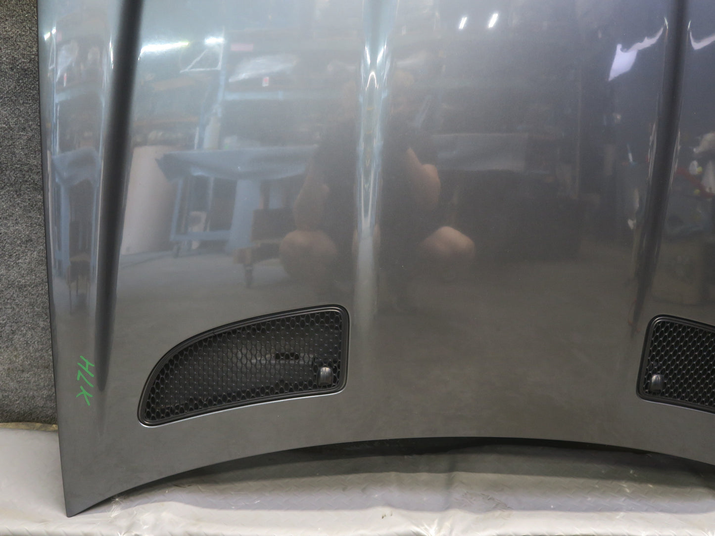 05-11 Mercedes R171 SLK Front Hood Bonnet Shell Panel Graphite Metallic OEM