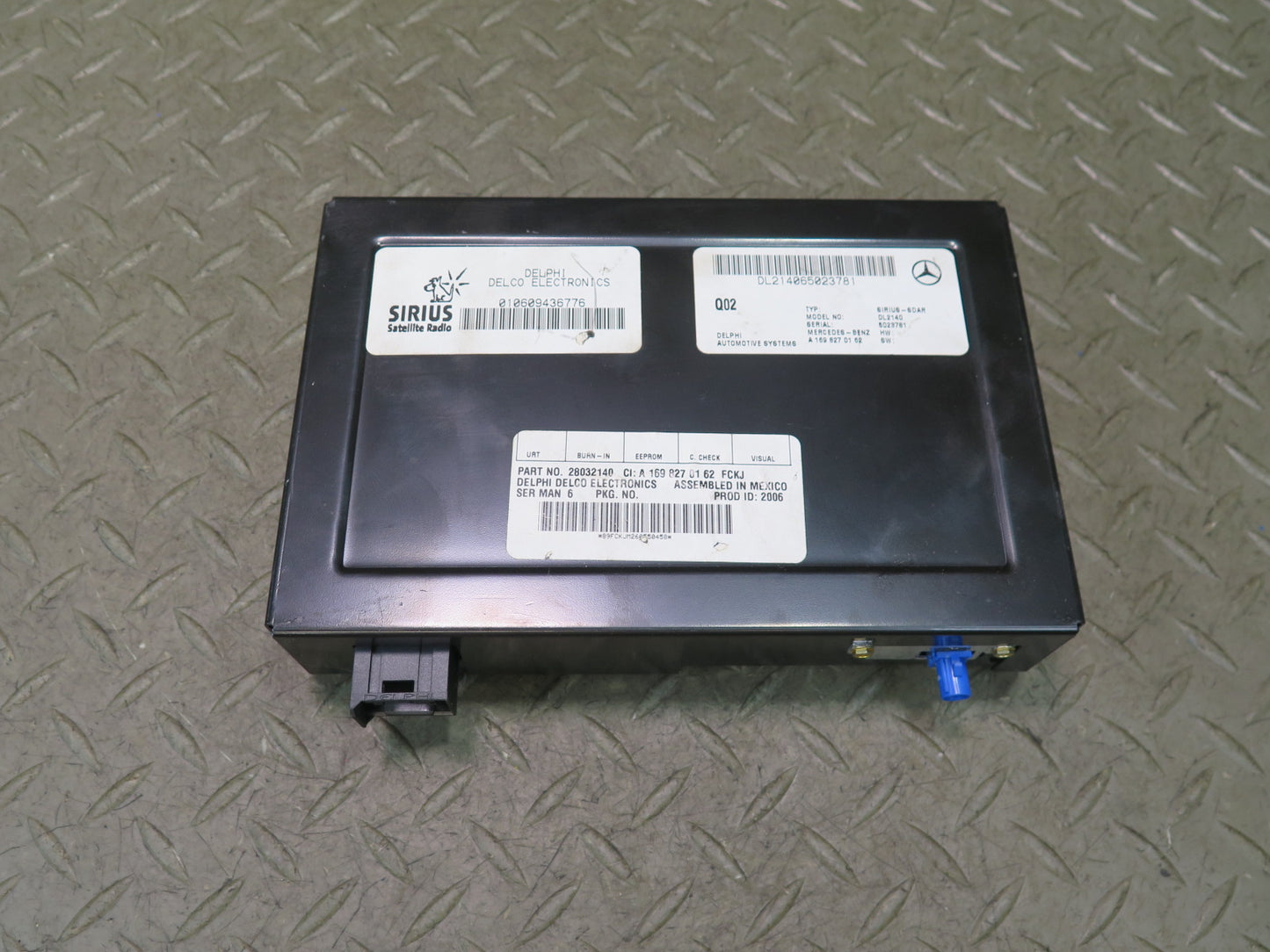 05-11 Mercedes R171 SLK Sirius Satellite Radio Control Module 169827016 OEM