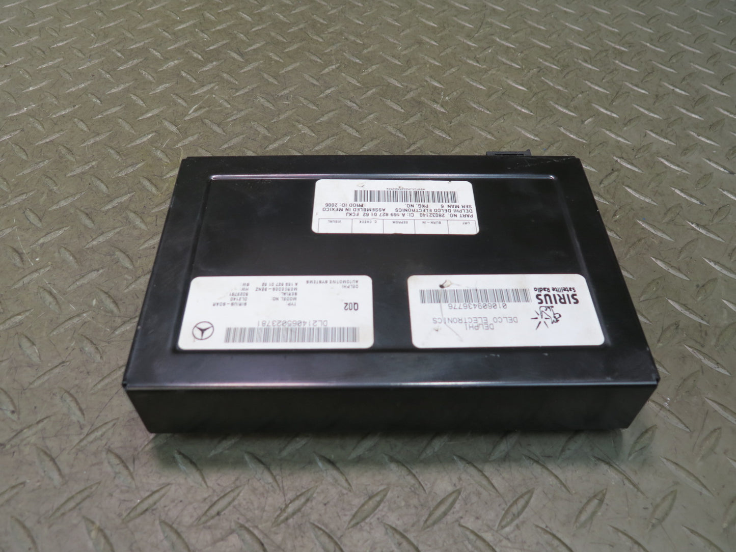 05-11 Mercedes R171 SLK Sirius Satellite Radio Control Module 169827016 OEM