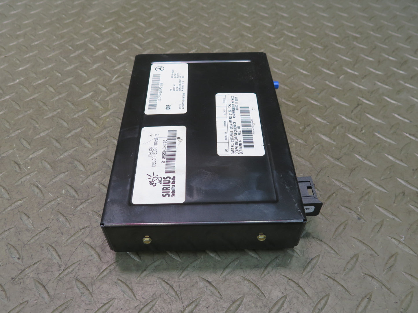05-11 Mercedes R171 SLK Sirius Satellite Radio Control Module 169827016 OEM