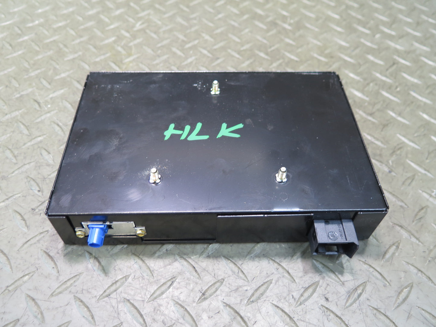 05-11 Mercedes R171 SLK Sirius Satellite Radio Control Module 169827016 OEM