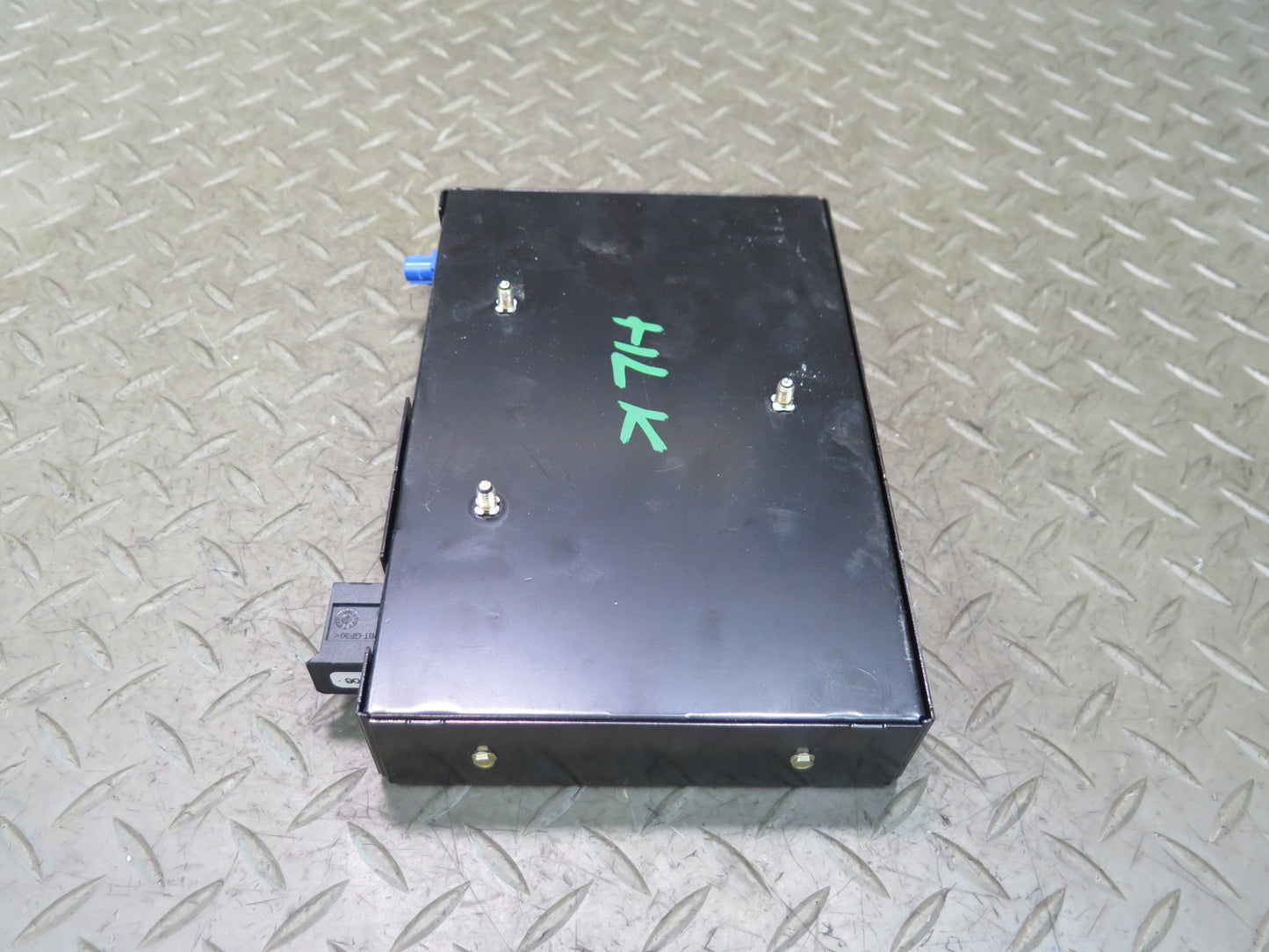 05-11 Mercedes R171 SLK Sirius Satellite Radio Control Module 169827016 OEM
