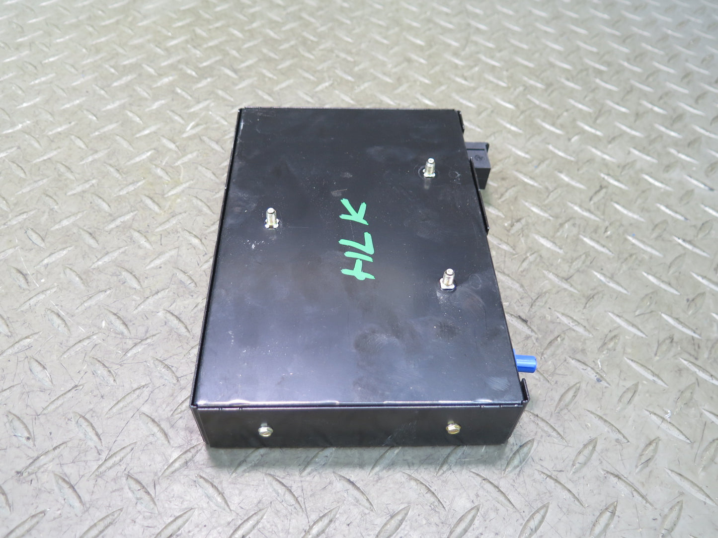 05-11 Mercedes R171 SLK Sirius Satellite Radio Control Module 169827016 OEM
