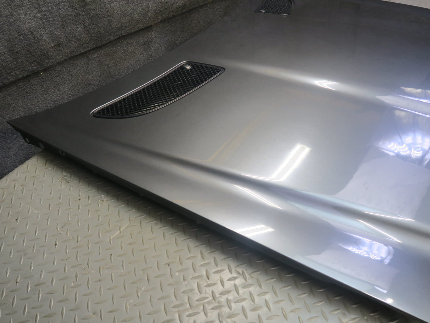 05-11 Mercedes R171 SLK Front Hood Bonnet Shell Panel Graphite Metallic OEM