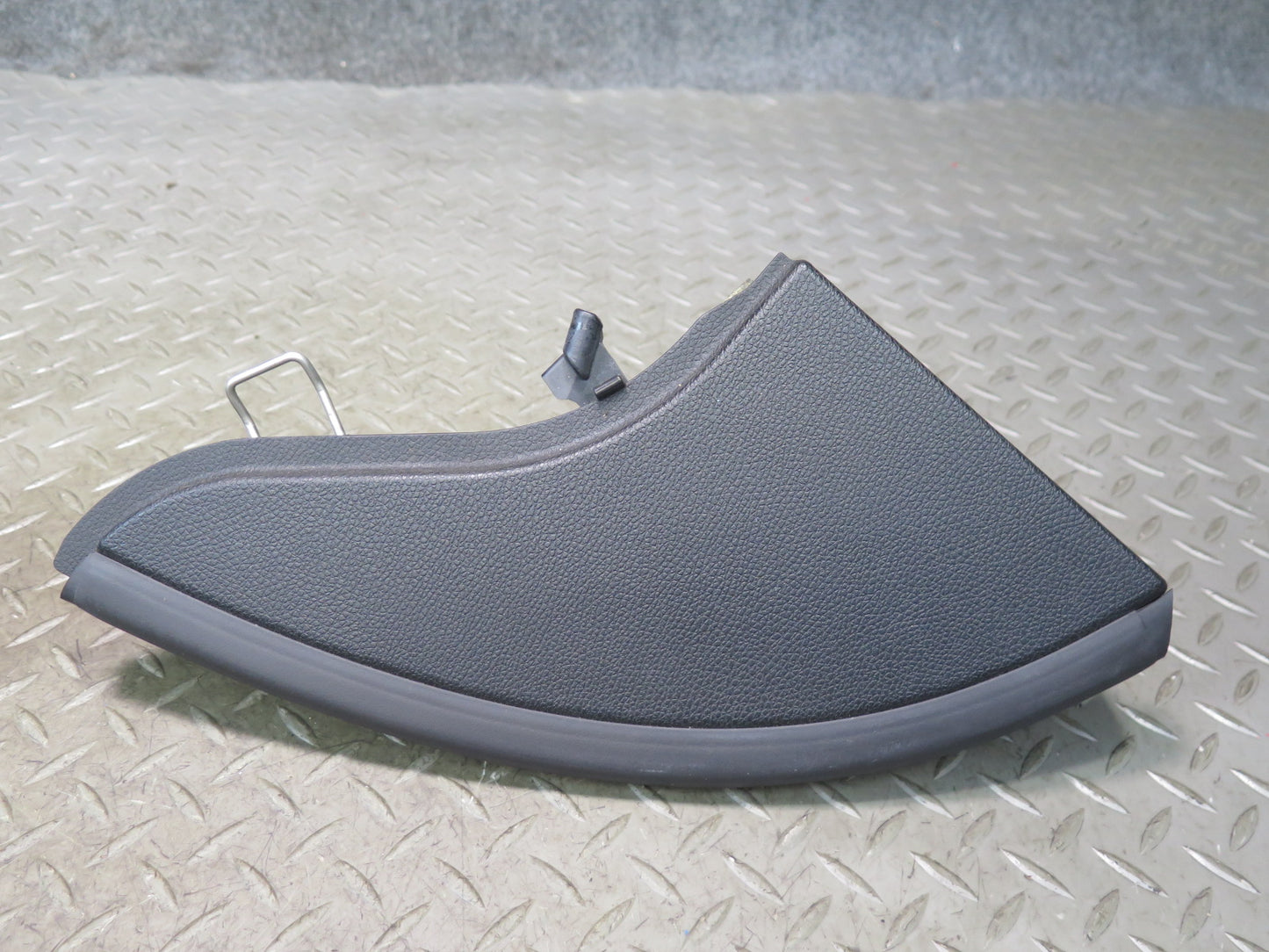 05-11 Mercedes R171 SLK Convertible Set of 2 TOP Roof Rear Flap Hinge Cover OEM