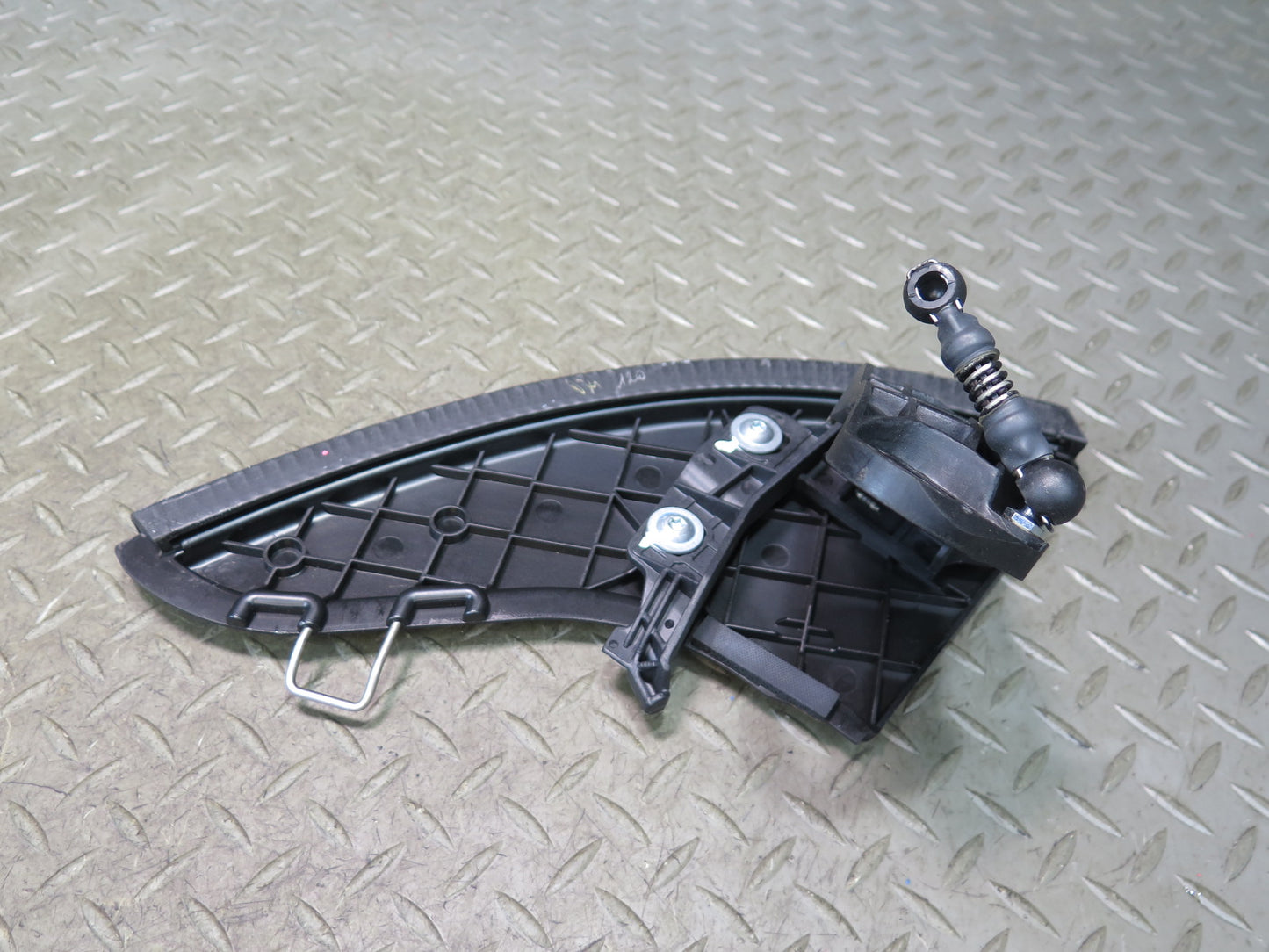 05-11 Mercedes R171 SLK Convertible Set of 2 TOP Roof Rear Flap Hinge Cover OEM