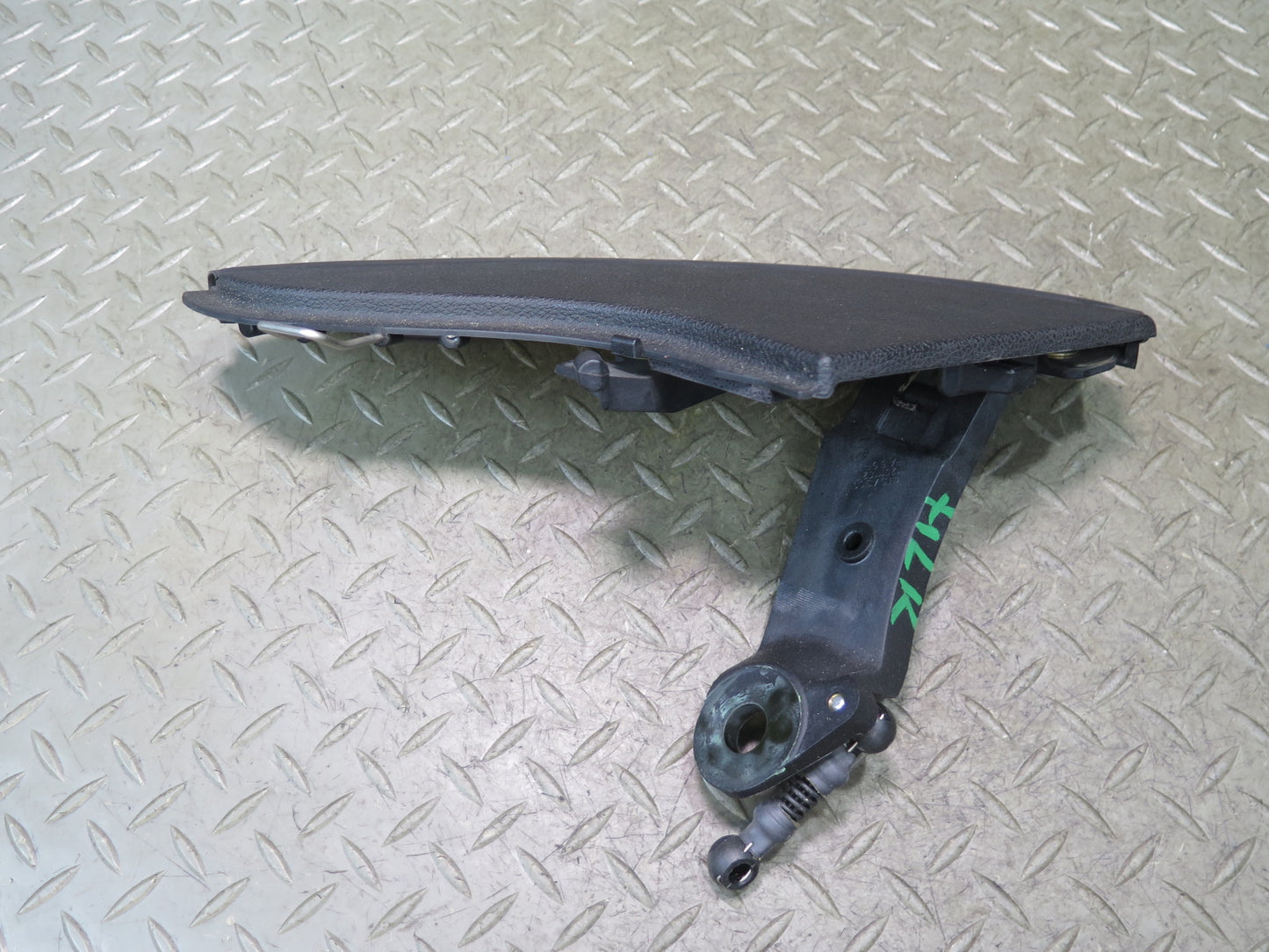 05-11 Mercedes R171 SLK Convertible Set of 2 TOP Roof Rear Flap Hinge Cover OEM